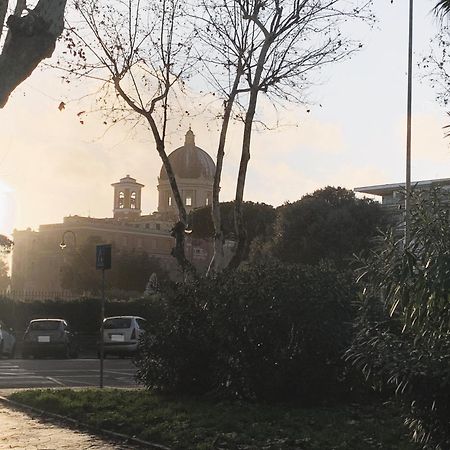 Station House Appartement Ostia Buitenkant foto